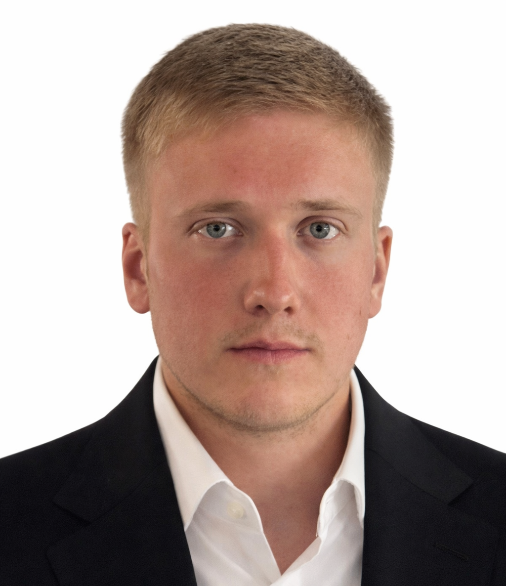 Никита Фролов