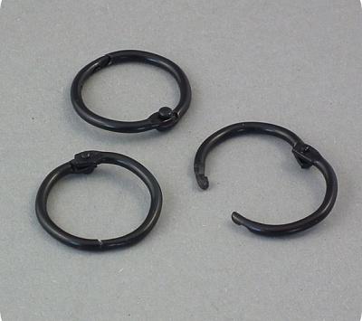 Кольцо разъемное черное 25 мм